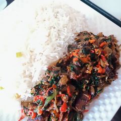 White Rice and beef vegetable sauce A picture of White Rice and beef vegetable sauce.