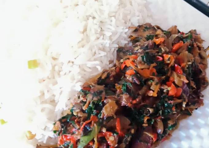 White Rice and beef vegetable sauce