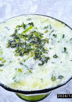 Une photo de Tzatziki de concombre 🥒
