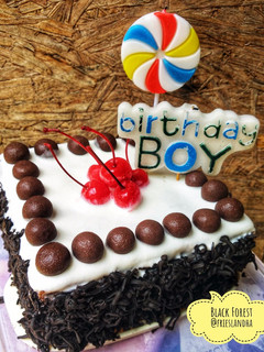 Foto resep BLACK FOREST 🍂BIRTHDAY CAKE 🎂 - FLo