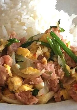 รูปของ แหนมผัดไข่