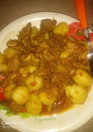 A picture of Meat with potato.