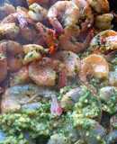 Camarones en mantequilla al ajo y perejil