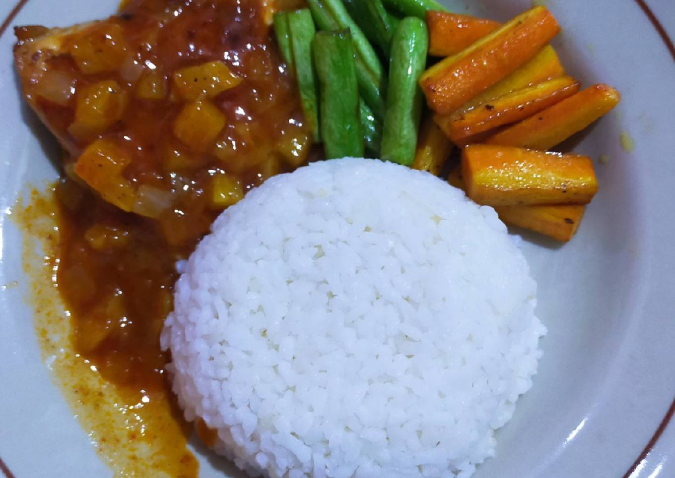 Chiken Butter w/ Pineaple Sauce