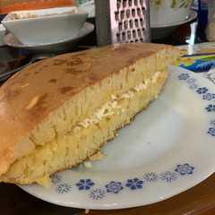 รูปของ Martabak manis / terang bulan tebal berserat