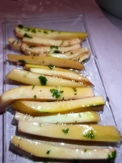 Una foto de Falsos boquerones en vinagre