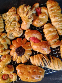Foto resep Bentuk roti manis cara simple