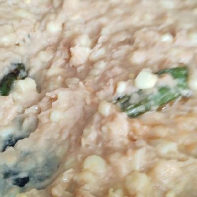 Frijoles refritos con granitos de elote Receta de Cynthia Serena- Cookpad
