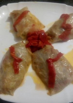 Una foto de rollito de col relleno de verduras a mi manera