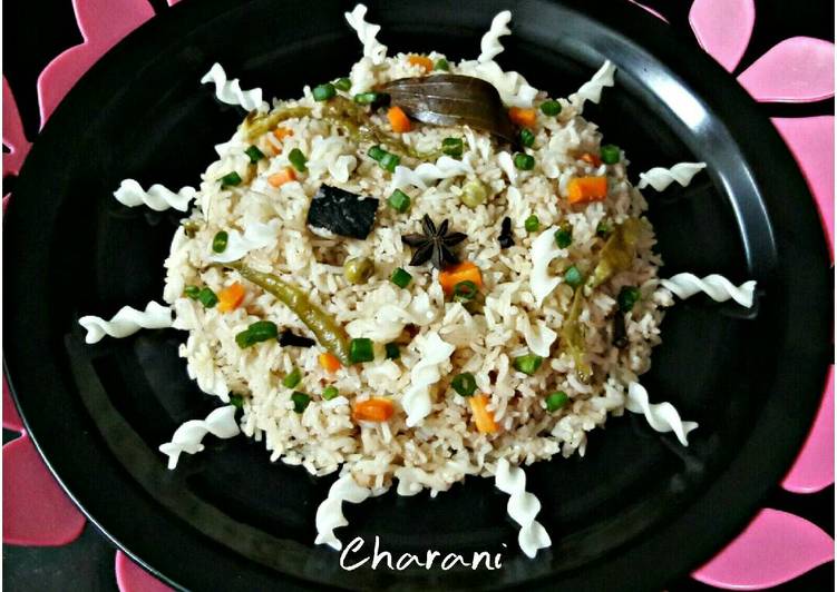 Step-by-Step Guide to Make Award-winning Pasta Matar Pulao