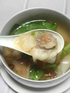 Foto resep Wonton soup (pangsit rebus)