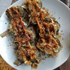 รูปของ Crispy Chicken Sushi Roll