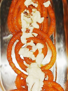 A picture of Jalebi.