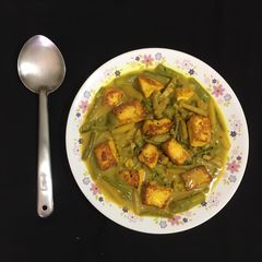 A picture of Paneer in Vegetables.