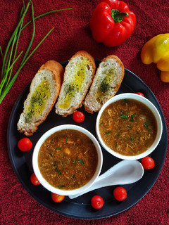 A picture of Chicken and Pepper Soup.