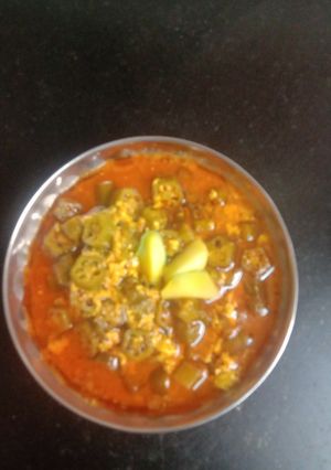 છાશ વાળુ ભીંડા નું શાક રેસીપી મુખ્ય ફોટો