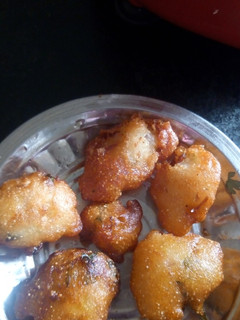 Sudden special vada செய்முறை முக்கிய புகைப்படம்