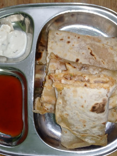 டார்ட்டியா வெஜ் வ்ராப் (Tortilla veg wrap recipe in tamil) செய்முறை முக்கிய புகைப்படம்