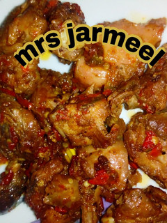 A picture of Peppered chicken.