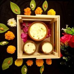 A picture of Rice dry fruit kheer /phirni.