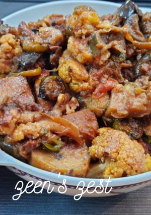 A picture of Gobhi Aloo Baingan.