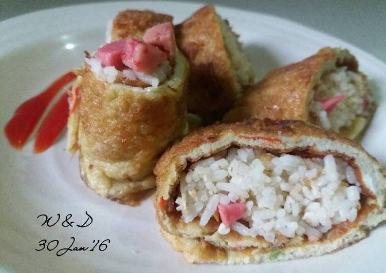 Resep Telur Gulung Isi Nasi Goreng Ikan Asin (tamago sushi simple), Lezat