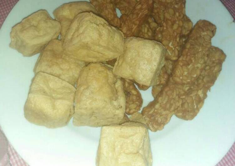 Cara Gampang Menyiapkan Tempe goreng + tahu goreng yang Lezat