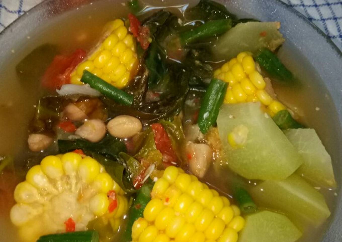 Sup sayur dengan asam jawa