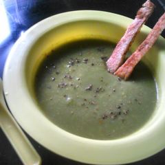 A picture of Spinch bottlegurd corn soup.