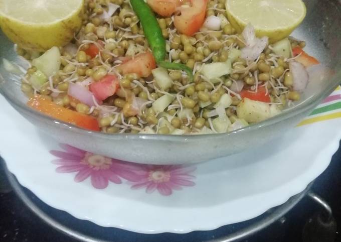 Moong Sprout Salad Recipe By Aruna Thapar Cookpad 0063