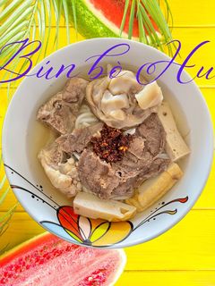 Hình của món Bún bò Huế.