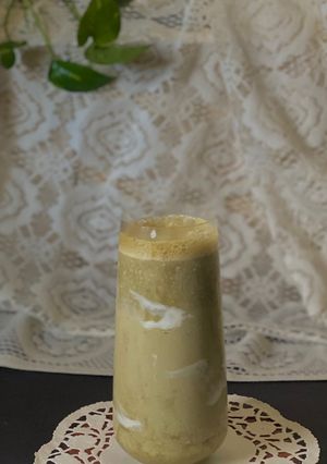 A picture of Banana Matcha Smoothie.
