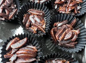 Gambar Almond Cluster Versi Keto