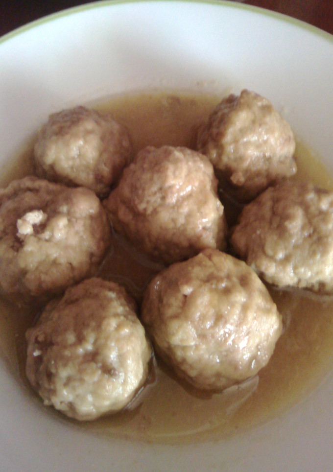 Una foto de Albóndigas con arroz blanco