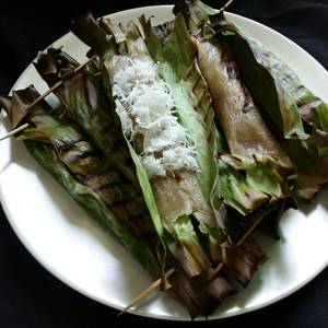 ขนมกล้วยมะพร้าวอ่อนย่าง