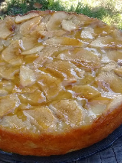 Una foto de Tarta de manzana 🍎🍏(sin procesador ni licuadora) súper fácil
