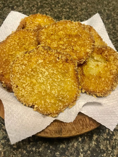 A picture of Banana Nugget.