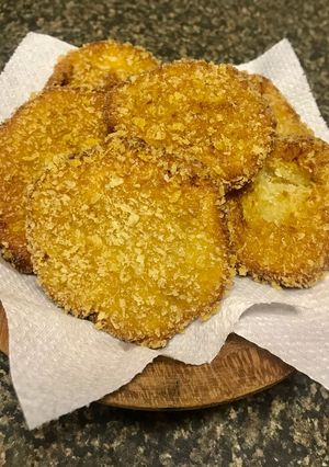 A picture of Banana Nugget.