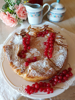 Foto di Crostata cheesecake con frutti di bosco e limone in pasta fillo