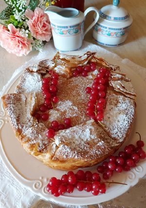 Foto di Crostata cheesecake con frutti di bosco e limone in pasta fillo