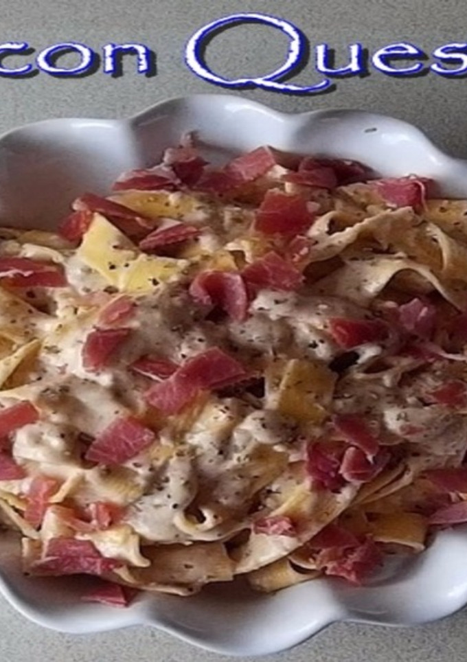 Una foto de Tallarines con salsa de queso brie