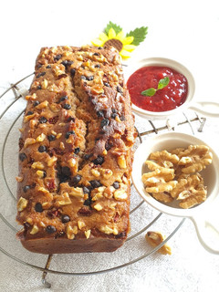 A picture of Strawberry Banana Bread with Walnuts.