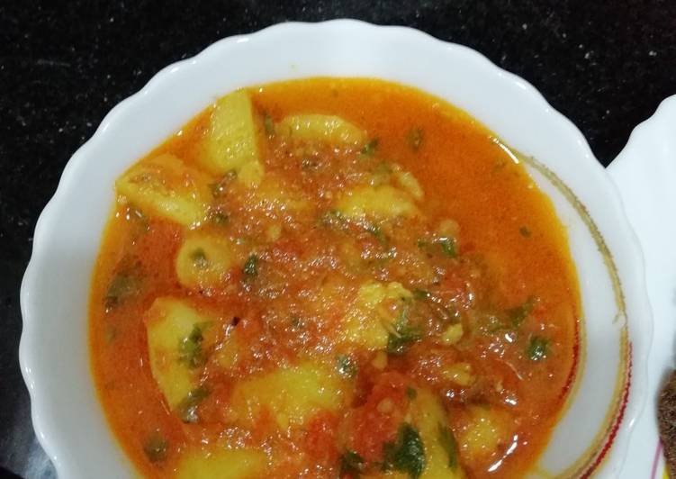 Easiest Way to Make Recipe of Paneer potato fox nut curry