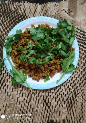 A picture of Whole green mung beans sabzi.
