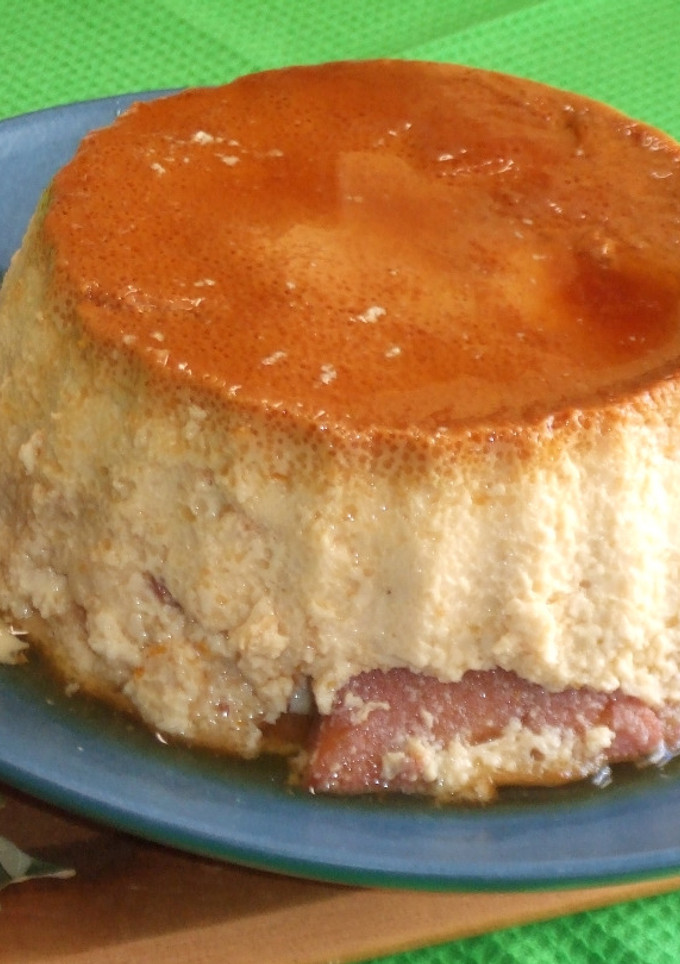 Una foto de Budín flan de caquis