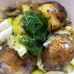 A picture of Potatoes and broad beans - vegan.