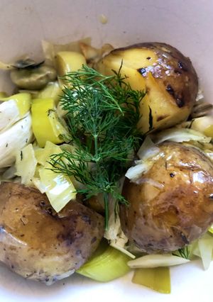 A picture of Potatoes and broad beans - vegan.