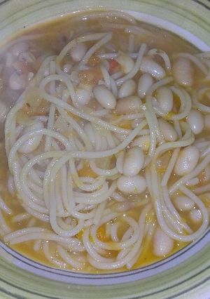 Una foto de Porotos con riendas cremoso