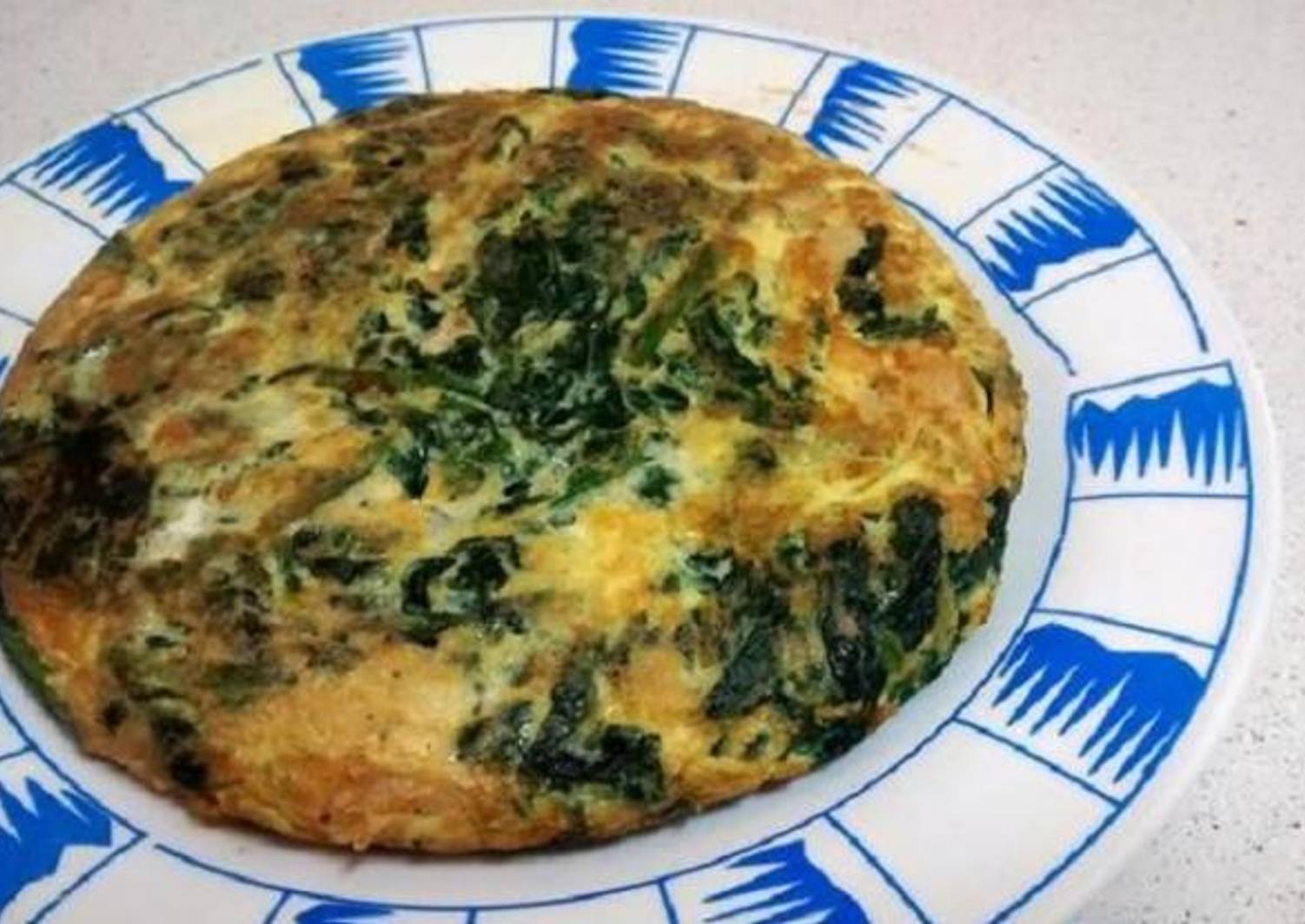 Tortilla de espinacas con huevo Receta de Melani Cookpad