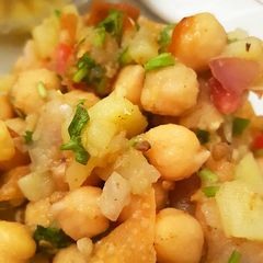 Cholay chaat #CookpadRamadan A picture of Cholay chaat #CookpadRamadan.